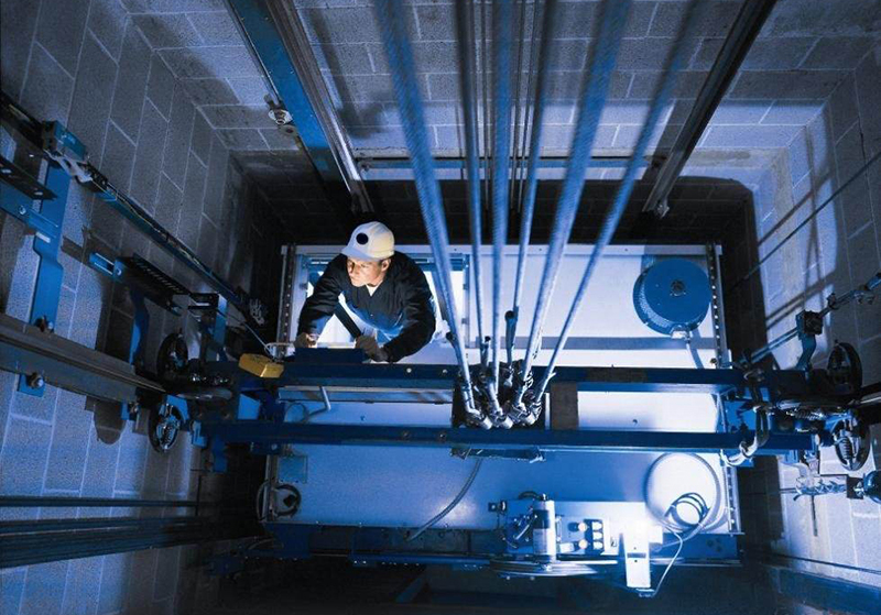 تركيب وصيانة المصاعد